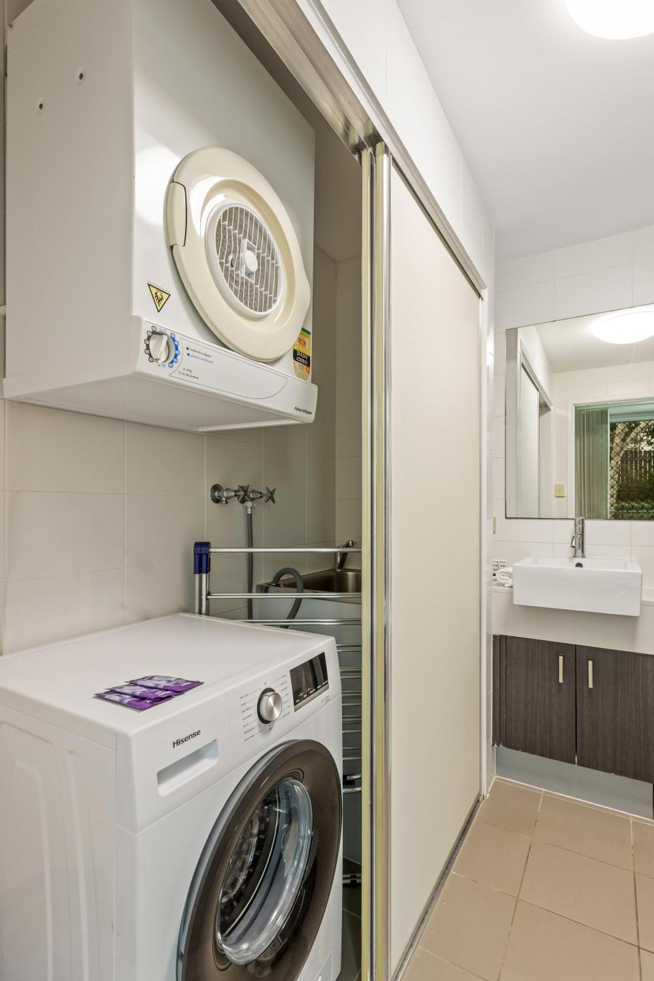 Cosy 2-bed With Pool And Near Qut & Cbd Brisbane
